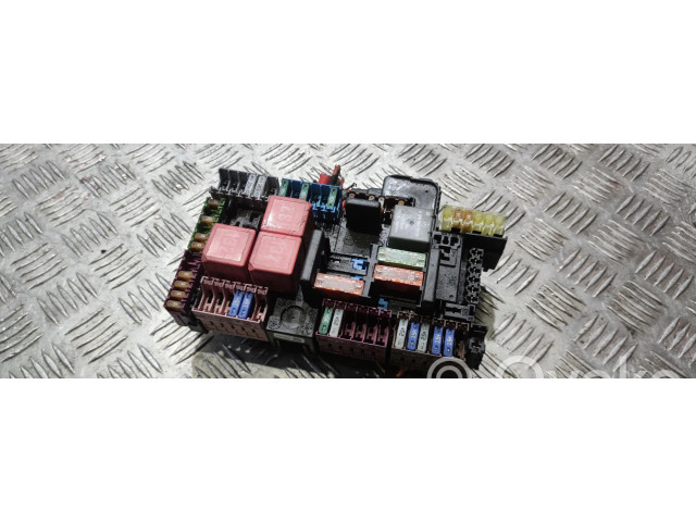 Блок предохранителей A2059068501   Mercedes-Benz C W205    