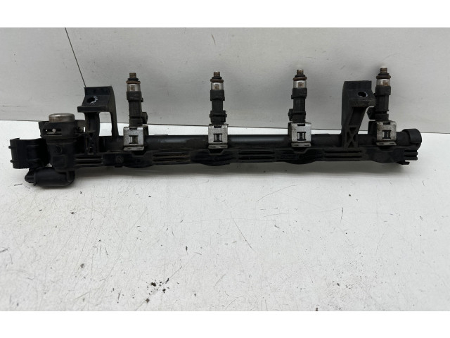 Топливная рампа 9H487, 1Y4436139   Ford Fiesta   для двигателя SNJB