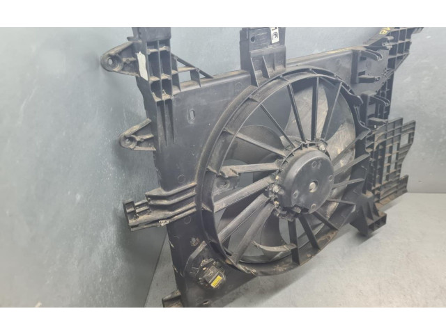 Электрический вентилятор радиаторов Dacia Duster 2010 - 2017 года