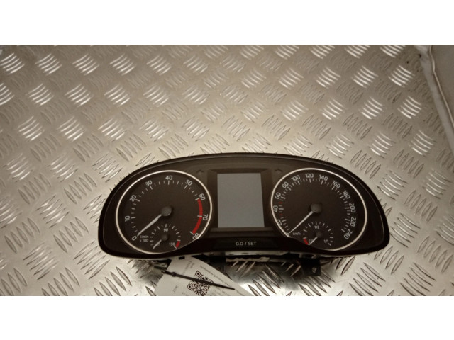 Панель приборов 6V0920740B   Skoda Fabia Mk3 (NJ)       