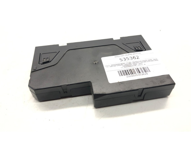 Блок предохранителей  2049009001   Mercedes-Benz GLK (X204)    