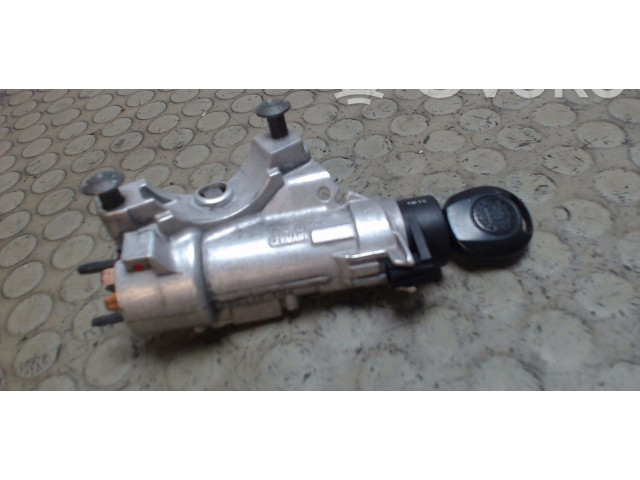 Подрулевой шлейф SRS NICHTZUTREFFEND   Skoda Fabia Mk2 (5J)