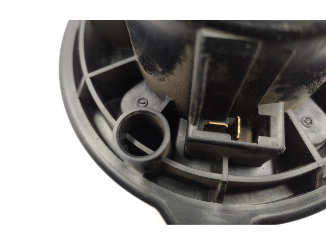 Вентилятор печки    7415081A10   Suzuki Jimny