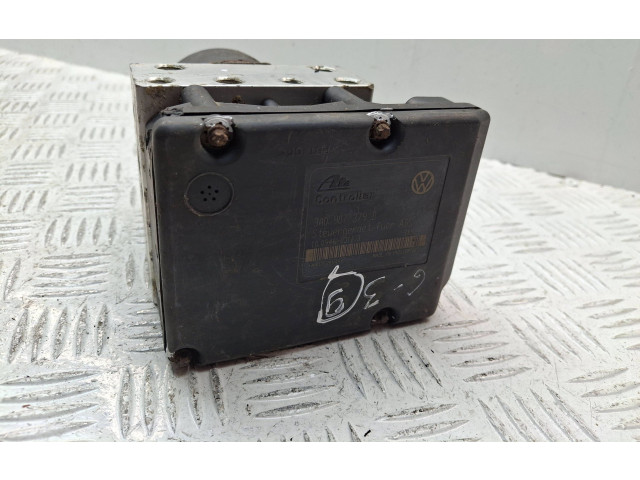 Блок АБС 3A0907379D, 10094603113 Volkswagen Golf III 1992 - 1997 года