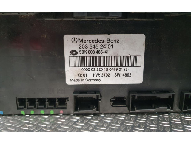 Pojistková skříňka 2035452401 Mercedes-Benz C W203