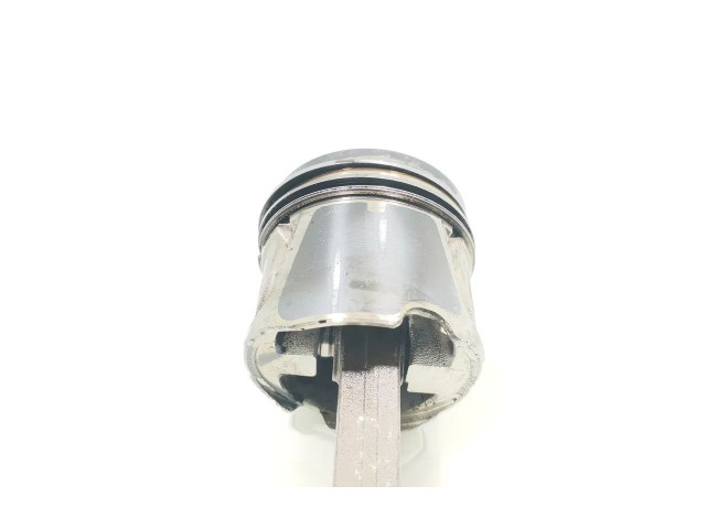 Поршень с шатуном M9R760 Nissan X-Trail T31