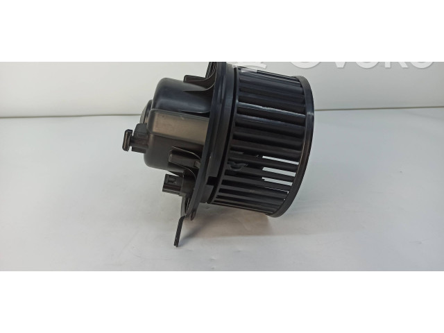 Вентилятор печки 1K1819015E, 1K1819015F Volkswagen Caddy