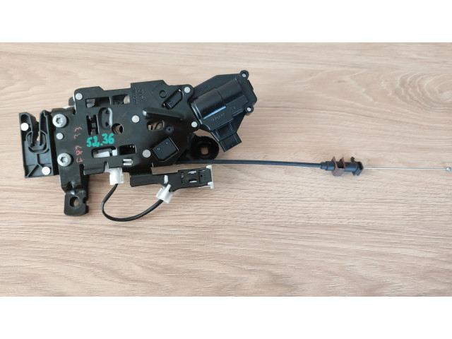 Zámek zadních dveří 7372801, 51247372801 BMW M4 F82 F83 2019