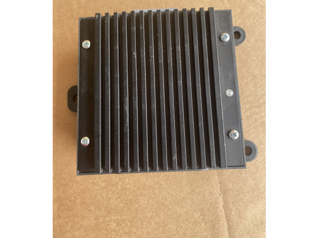 Įtampos keitiklis/ keitimo modulis