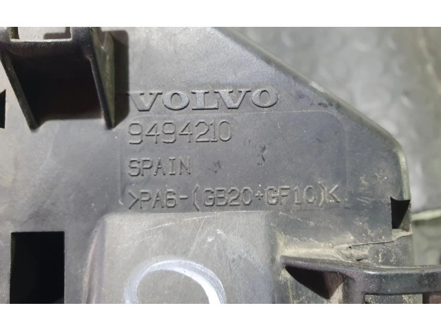 Блок предохранителей 9494210   Volvo S80