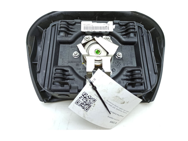 Подушка безопасности водителя 8200136331   Renault Trafic II (X83)