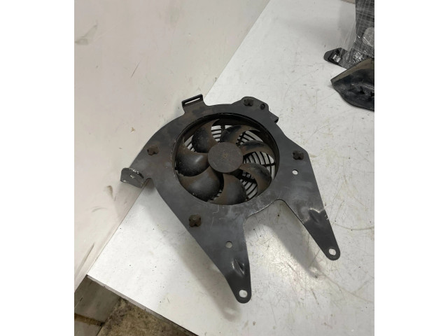 Вентилятор радиатора     7639680    BMW i8 1.5
