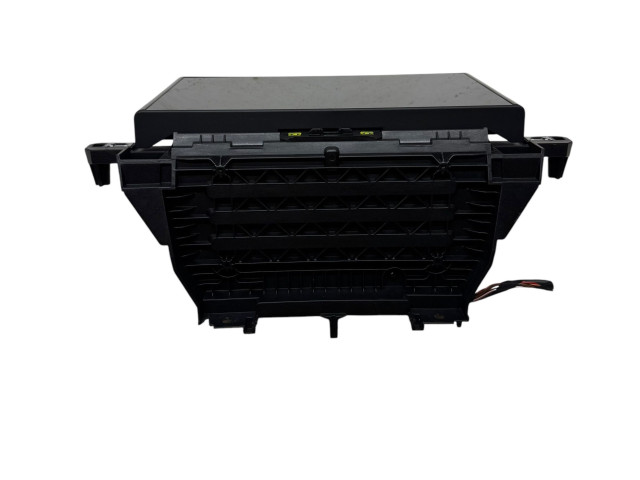 Дисплей    80A919620   Audi Q5 SQ5