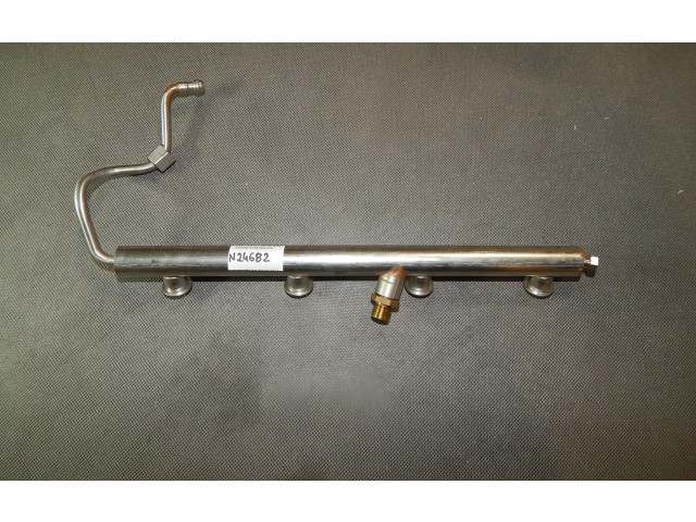 Vstřikovací lišta 079133315AT Audi RS5