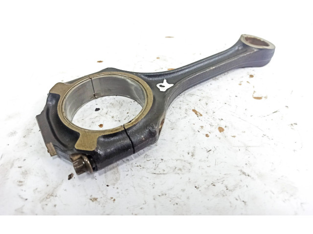 Шатун Mercedes-Benz R W251