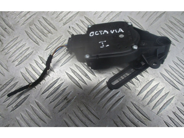 Блок комфорта 1J0907511 Skoda Octavia Mk1 (1U)