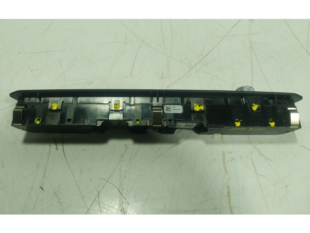 Блок комфорта 9187533 BMW 1 E81 E87