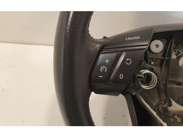 Руль Volvo XC90  2003-2006 года 30680857      