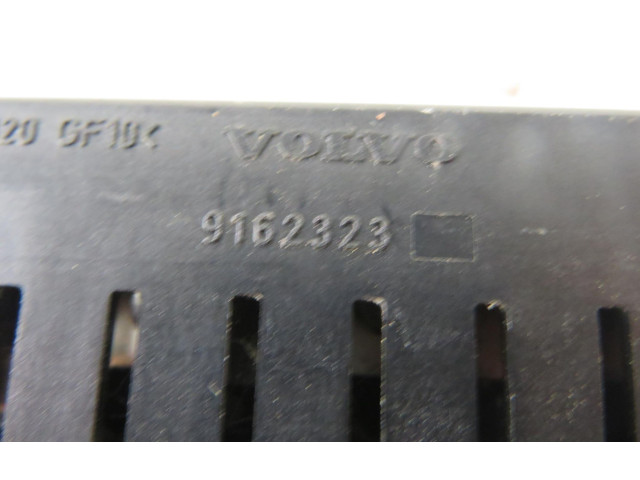Блок предохранителей 9162323, 9162323 Volvo V70