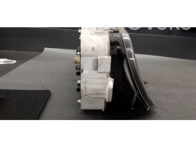 Панель приборов 83010-87298 Daihatsu Altis IV