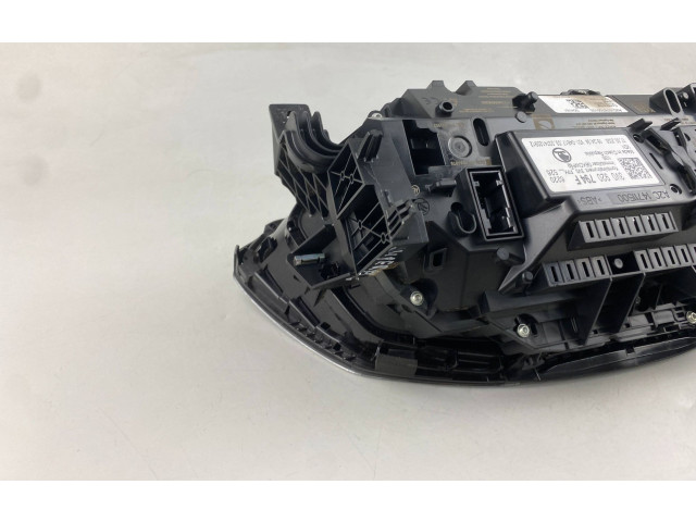 Панель приборов 3V0920794F   Skoda Superb B8 (3V)       