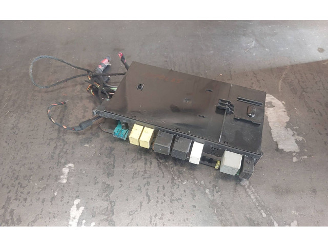 Pojistková skříňka 2095451601 Mercedes-Benz C W203 2006