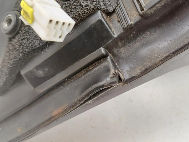 Zpětné zrcátko pravé Mitsubishi Pajero Sport I 2000 E13010155