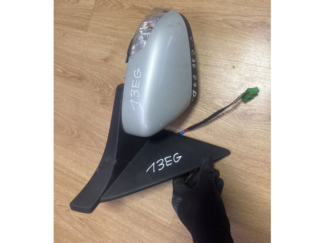 Зеркало электрическое Volvo C30 2007 - 2010 года