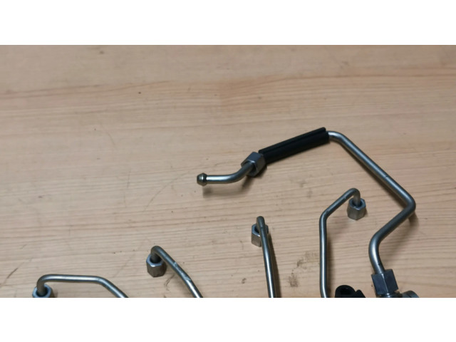 Vstřikovací lišta 7585411 BMW 3 GT F34 pro benzínový motor 2.8