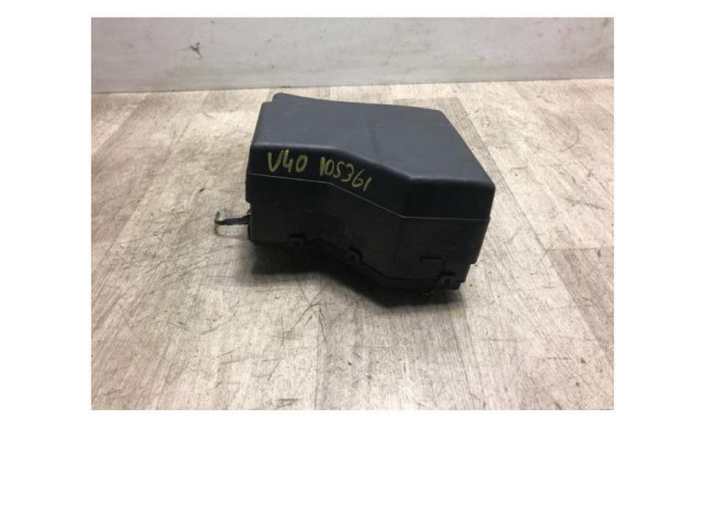   Pojistková skříňka    Volvo S40, V40 2003
