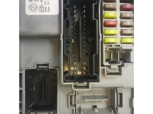   Pojistková skříňka    Fiat Punto (199) 2012