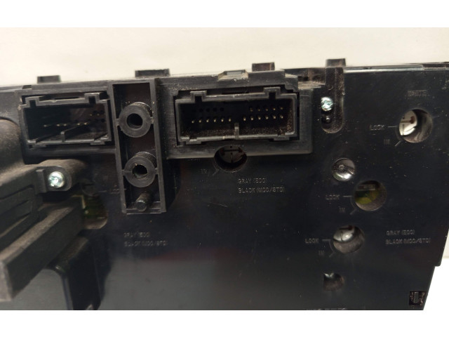 Блок управления климат-контролем    Volvo XC90