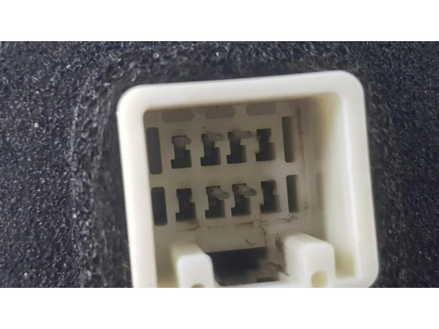 Зеркало электрическое правое Mazda 3 I 2003-2006 года