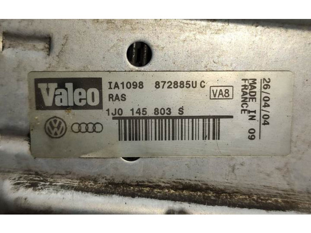 Интеркулер 1J0145803S Volkswagen Golf IV