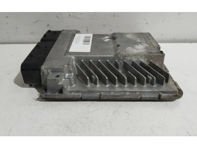 Řídící jednotka 03G906018CD, 5WP45600AA Volkswagen Passat Alltrack 2006