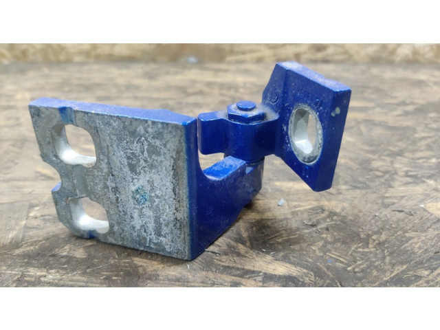 Задняя верхняя петля