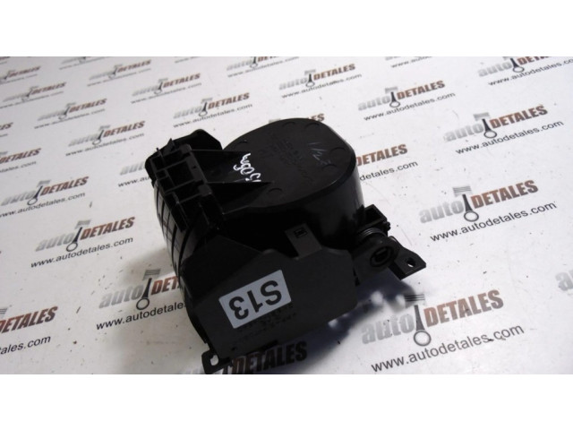 Передний держатель чашки