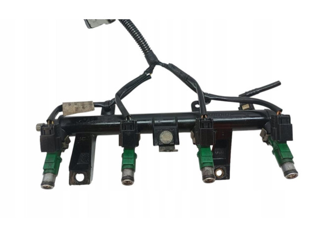 Топливная рампа 96558335580   Citroen C3  