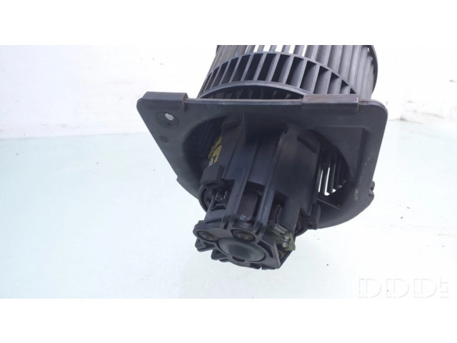 Вентилятор печки P00653731J, P00653243V Opel Vectra B