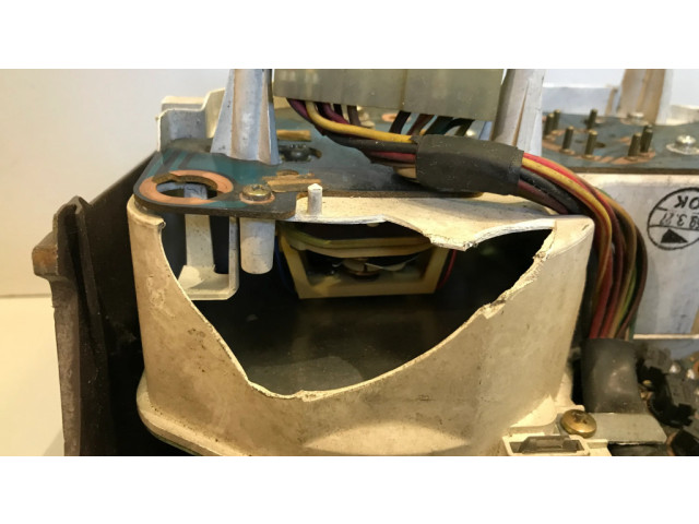 Панель приборов MB281034, 106410 Mitsubishi Pajero