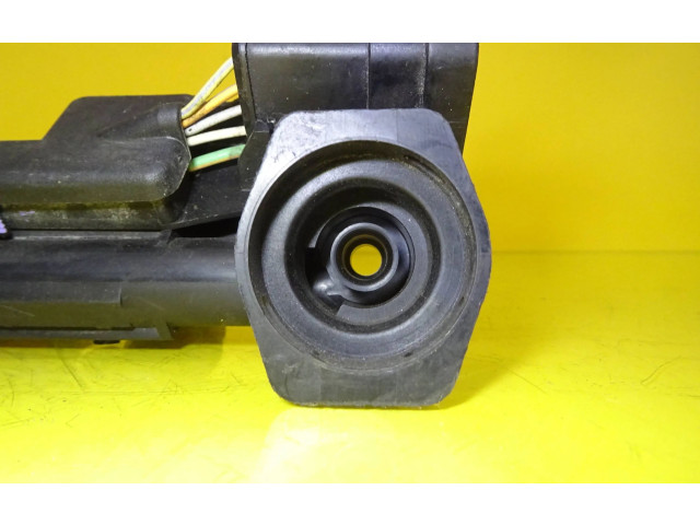 Топливная рампа 7700109066, 7700108667   Renault Clio II  