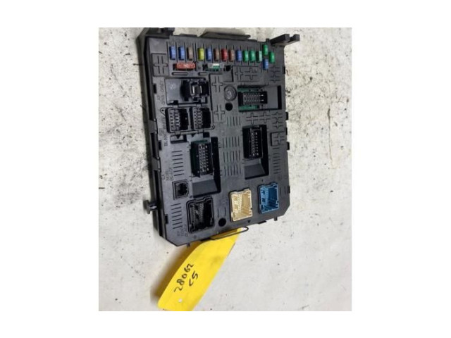 Блок предохранителей 212454502, 9666895680 Citroen C5