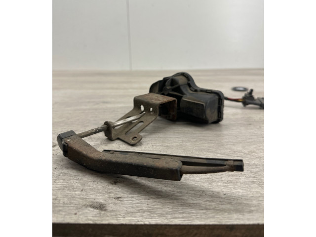 Моторчик стеклоочистителя Saab 9-5