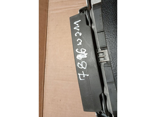 Подушка безопасности водителя    Mercedes-Benz E W211