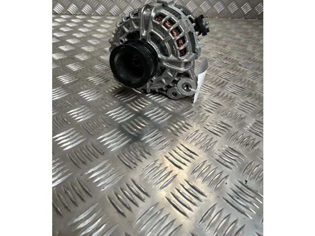 Генератор 30659580 Volvo XC40