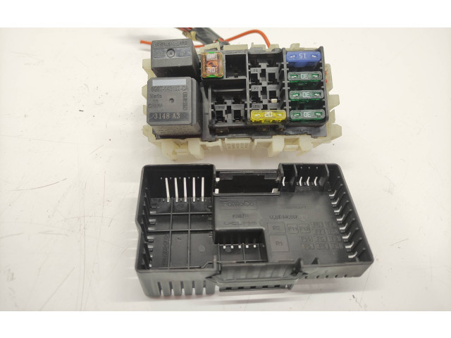 Блок предохранителей 6G9T14C507, 6G9T14K131 Volvo V70