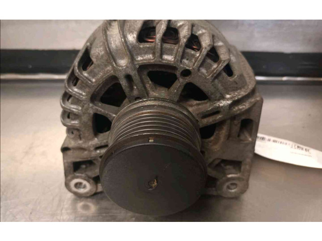 Генератор 16520122225 Renault Clio IV