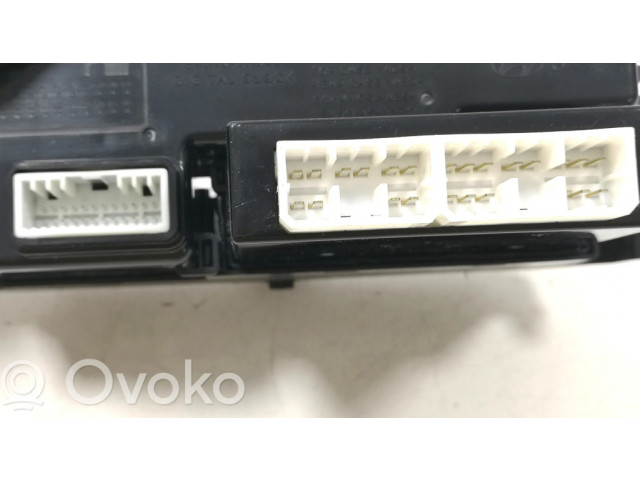 Дисплей    945101K000, 937001K000   Hyundai ix20