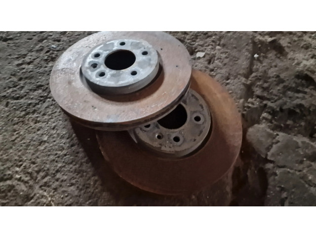 Передний тормозной диск       Chevrolet Equinox 2.0   