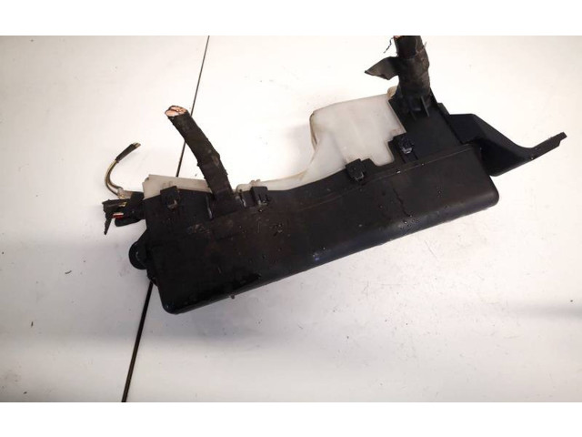 Блок предохранителей     Toyota Corolla Verso AR10    